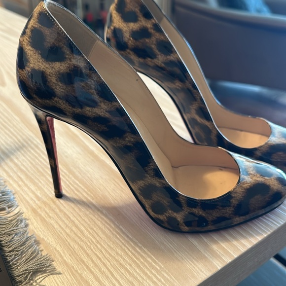 Louboutin Patent Leather Leopard Pump - Size 38.5 - Picture 2 of 4